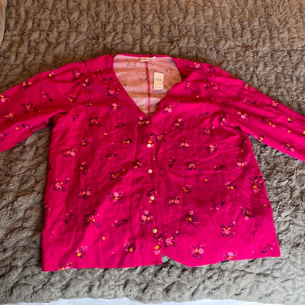 COPY - GAP pink floral long sleeved blouse